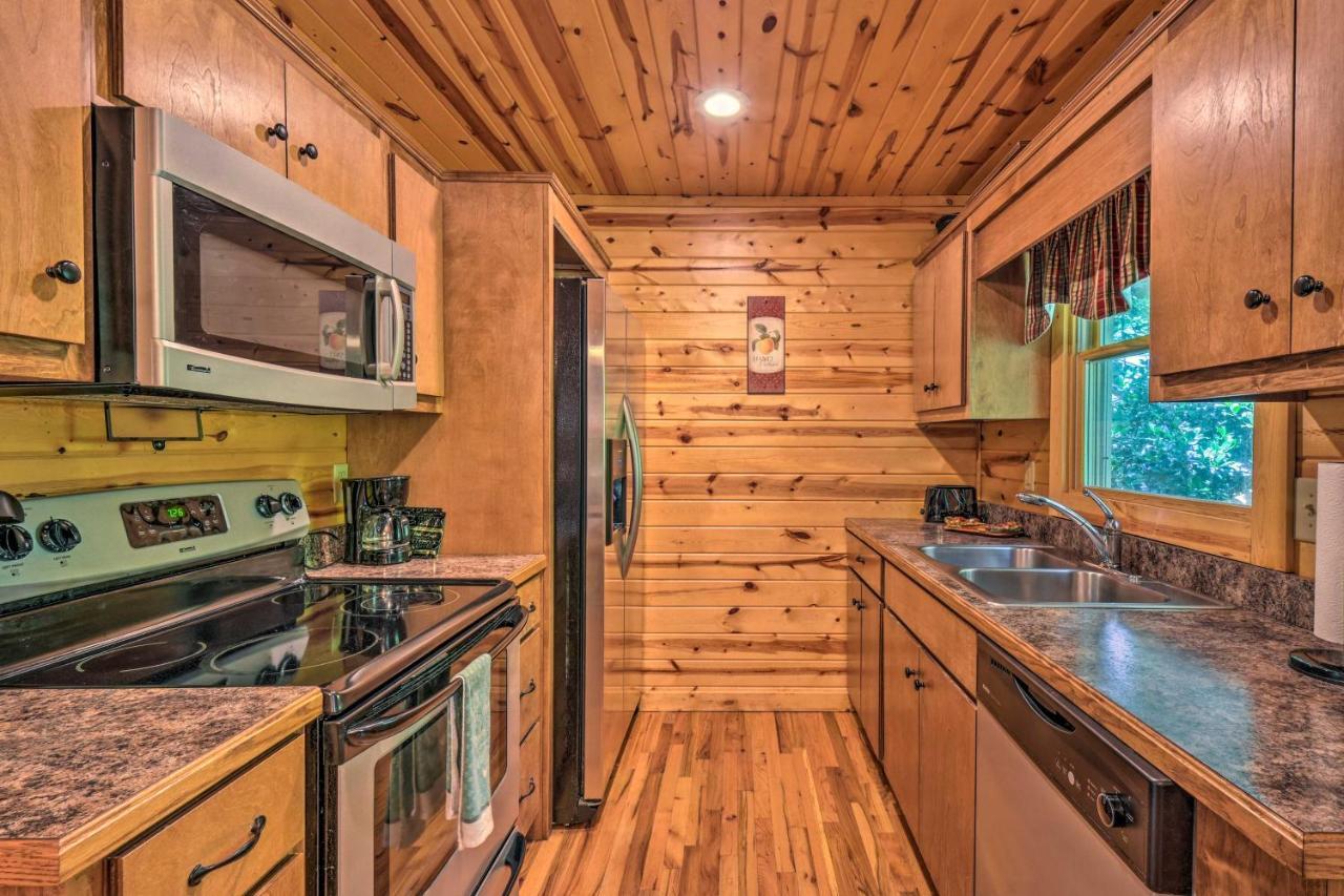 The Georgia Peach Cabin 8 Mi To Dwntn Helen Clarkesville Экстерьер фото